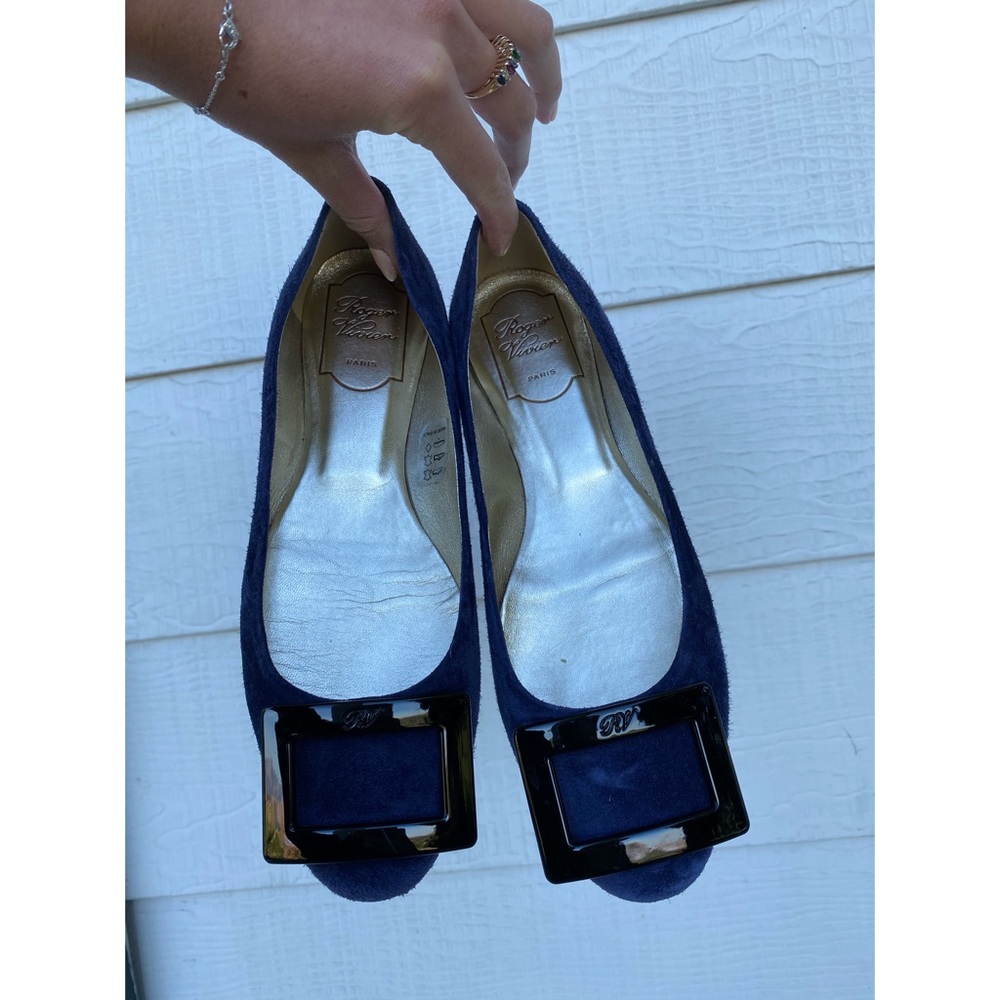 Roger Vivier Flats